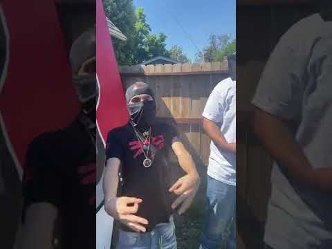 Fresno Bulldog Fay3hunnit & Manzo In One Of The Most Dangerous Hoods In Fresno, California.