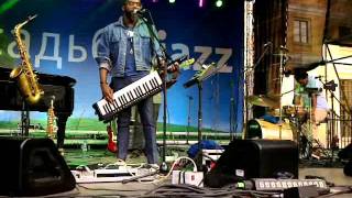 Robert Glasper Experiment - A Love Supreme