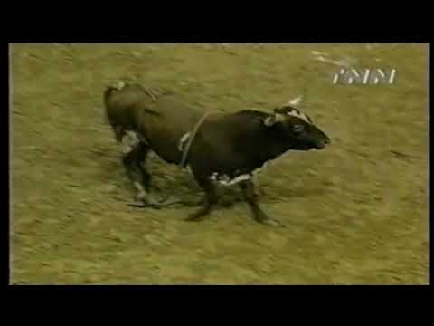 Justin McBride vs Hot Spot - 00 PBR Columbus, GA (83.5 pts)