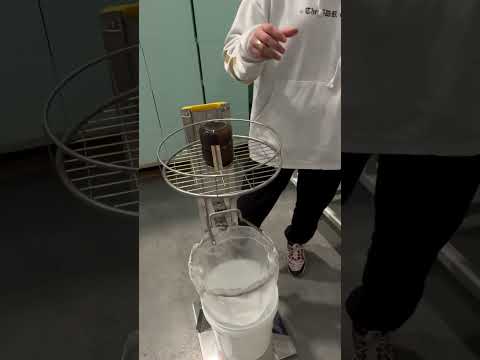 Product video thumbnail