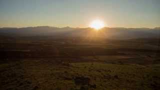 preview picture of video '旅する鈴木452:Timelapse of Malealea @Lesotho'