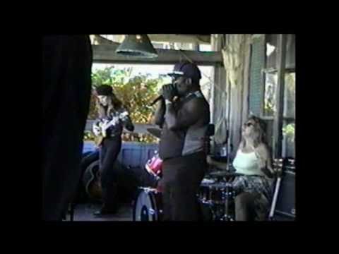 EDDIE KIRKLAND ~ DONNA AUSTIN AND THE GYPSY ANGELS~PLAYING DA BLUES~ LIVE.wmv