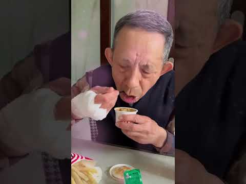 姥爷最近总跟我说吃姜对身体有好 #funny #大熱門 #搞笑 #遊戲頻道 #爆笑 #搞笑视频 #遊戲模式