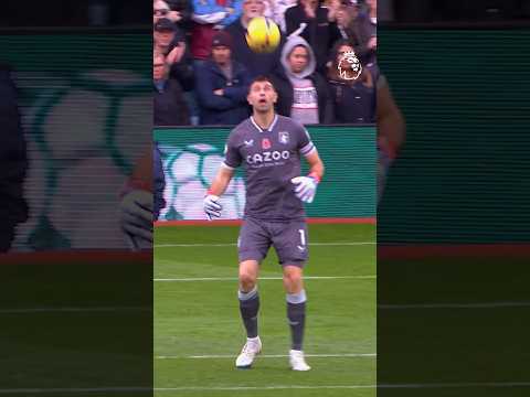 Emi Martinez is OUTRAGEOUS 😅