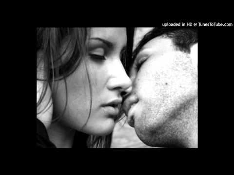 Today's Tango Is... En Un Beso La Vida - Francisco Canaro 30-09-1940