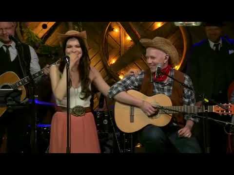 Jenni Vartiainen & Toni Wirtanen - Selvästi päihtynyt (English subtitles) (Finnish music)