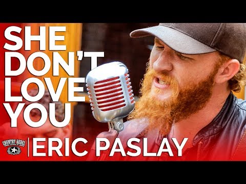 Eric Paslay - She Don't Love You (Acoustic) // Country Rebel HQ Session