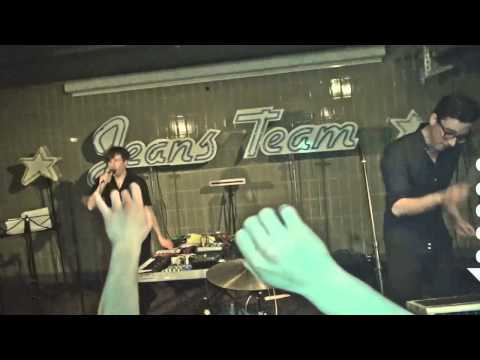 Jeans Team live at Prince Charles