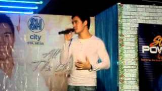 Erik Santos @SM Sta.Mesa All I want This Christmas Album Tour (11/14/10)