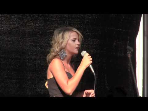 HTZ takes you inside the CMA Music Festival hosted by Brittini Black!