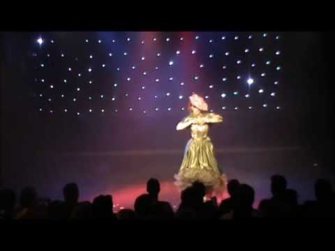 The Strawberry Siren Classic Burlesque Routine at The Bombshells Ball - Tease The Season!
