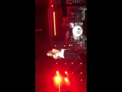 Danielle bradbery and Thomas Rhett duet "playing with fire"