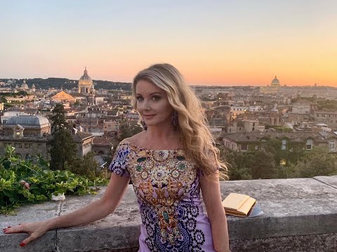 Angela Melillo parla di GF Vip, Isola dei famosi, teatro e tv a I Sogni C...ostruiti