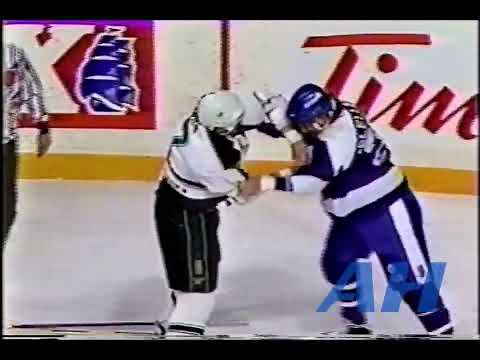 NHL Feb. 5, 1992 Kevin McClelland,TOR v Basil McRae,MIN Toronto Maple Leafs Minnesota North Stars