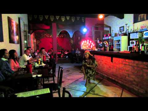 Noite de Magia  - com Brysa Mahaila