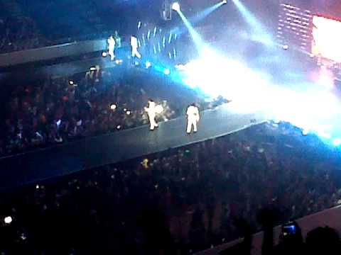 130302 WHAT TIME IS IT CONCERT PHILIPPINES - Only You