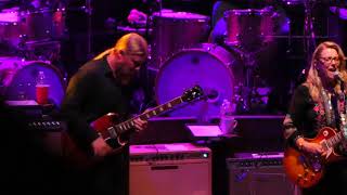 Tedeschi Trucks Band 2017-10-07 Beacon Theatre NYC &quot;Keep On Growing&quot;