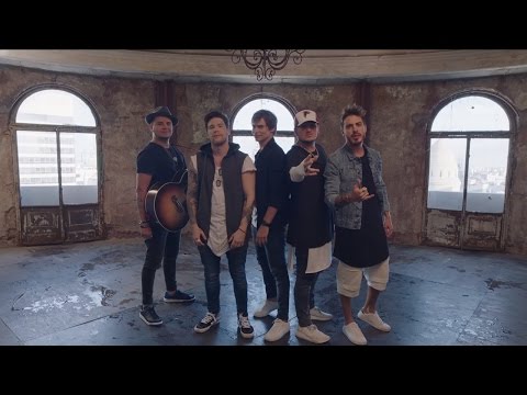 Carlos Baute feat. Piso 21- Ando buscando (Videoclip Oficial)