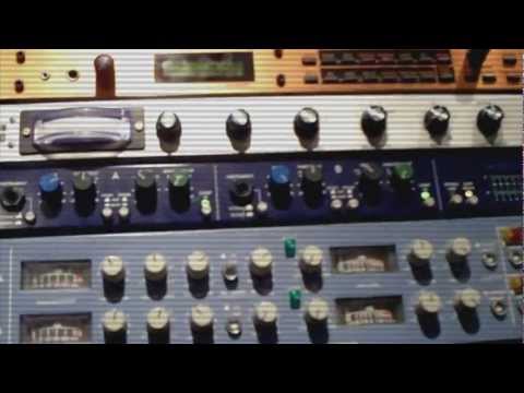 Manta Raya - Toffie ( Feat. Francois Van Coke )