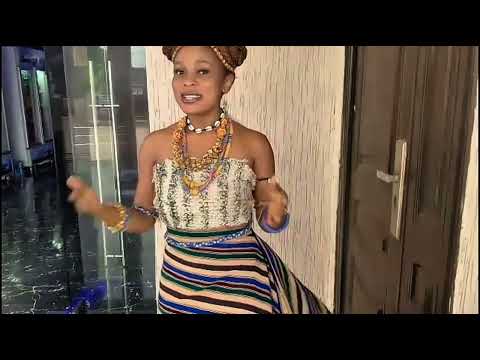 LYNN - ECHOING THE BORBORBOR DANCE BY THE PEOPLE OF THE VOLTA REGION 