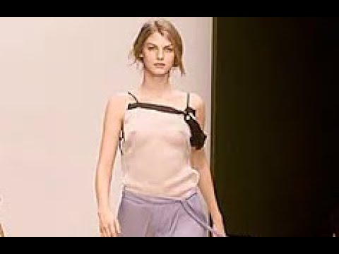 PRADA Spring 2000 Milan - Fashion Channel