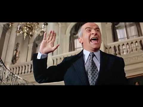 Louis de Funes, was hängt da am Kronleuchter ?