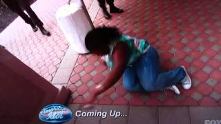Girl falling down stairs on Idol premiere 2011