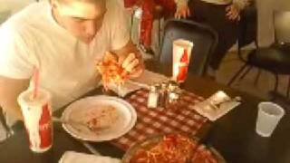 preview picture of video 'Jon Eating A Large Chicago Deep Dish'
