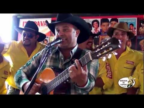 Morada Du Capiau-Rionegro canta ao vivo Morada Du Capiau / Rionegro sings live