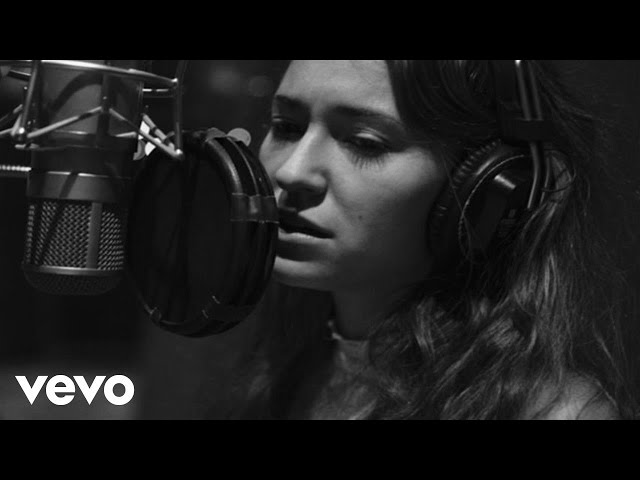 Have Yourself A Merry Christmas von Lauren Daigle ((jetzt ansehen))