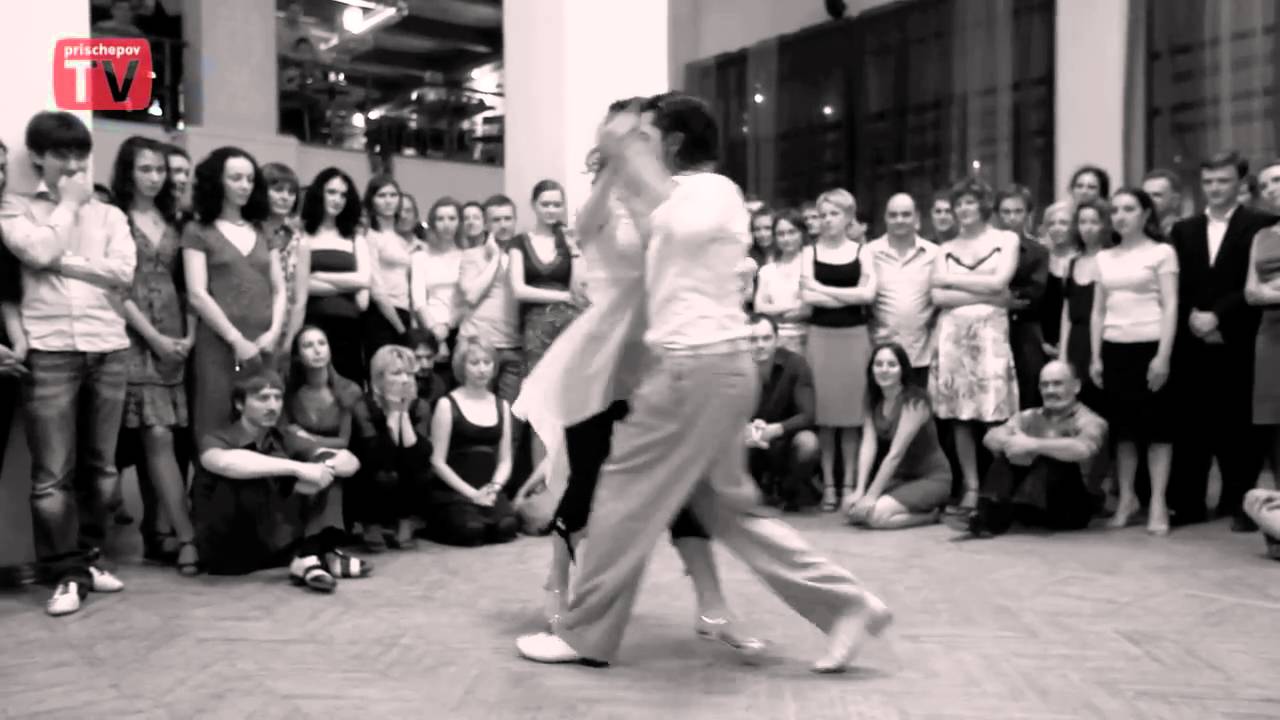 Video thumbnail for Mila Vigdorova & Rodrigo Fonti, Moscow, Russia, Milonga "El Calor" 8 April 2011