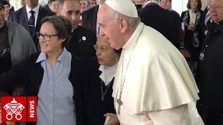 El Papa visita el Centro Rural de Servicios Sociales de Temara