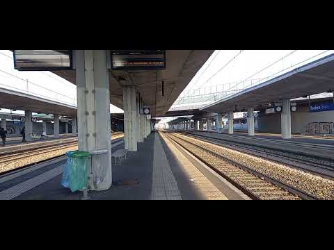 Frecciarossa in transito a Torino Stura