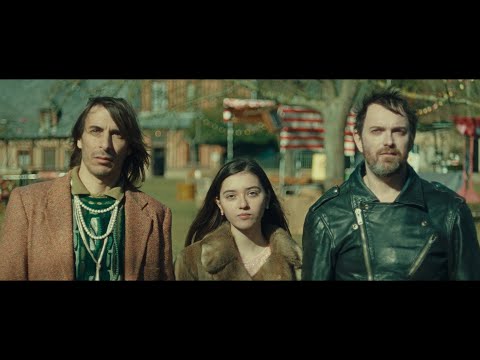 Tout fout le camp - bande annonce Rezo Films