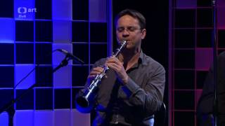 Swingfonix - Taking a Chance On Love