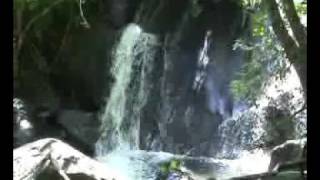 preview picture of video 'Waterfalls of Sri Lanka -  Kumbaloluwa 3 Wasserfälle'