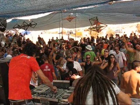 astronivo live set (3rd empire party 17/10/2008)