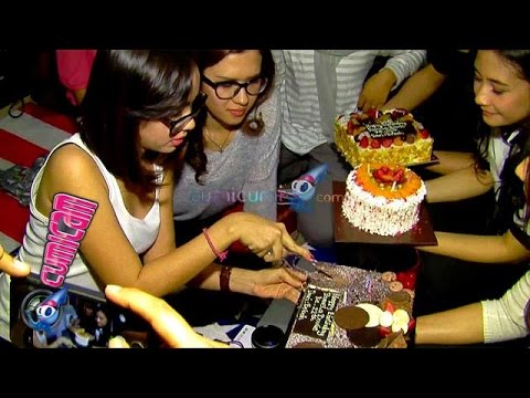 Wow... Pamela Dapat Kado Sepatu Taylor Swift - Cumicam 20 Oktober 2015