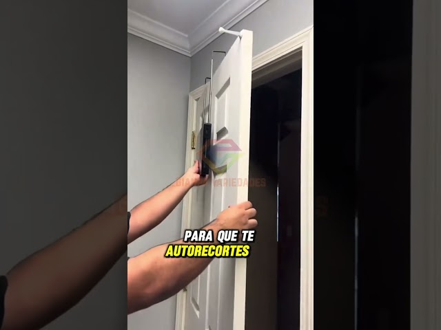 Vídeo relacionado con El Espejo de 360 grados - Ganchos Telescópicos Ajustables - Espejo para Hacerse Cortes de Cabello para Hombres - Espjo Tridireccional - Espejoo para Autocortes - Espjo para Cortar tu Propio Cabello