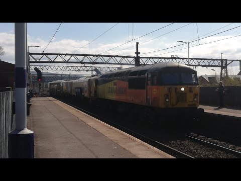 Class 56302 dragging 2 tampers, Guide Bridge sidings to dollands Moor.