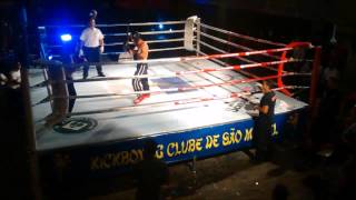 preview picture of video 'Kickboxing: Marco Medeiros vs Rubem Rolão (Vila Franca Fight Night 2014)'
