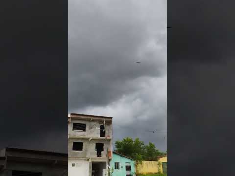 Tempo fechado em Apuiarés,  Ceará