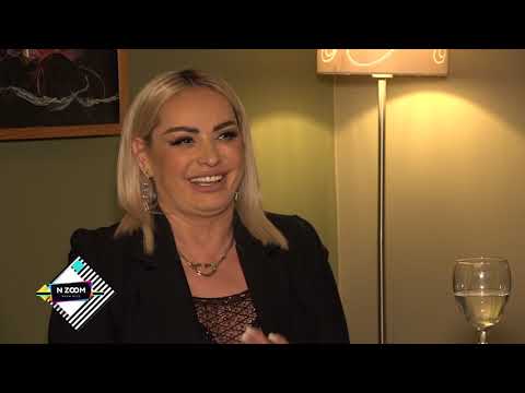 Karriera 30 vjeçare e Flora Gashit, uljet dhe ngritjet