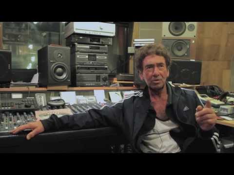 Ten Big Stiffs - Jona Lewie "You'll Always Find Me In The Kitchen At Parties"