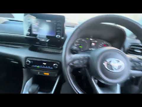 Toyota Yaris 1.5 Hybrid Luna 5dr - Image 2