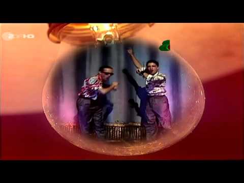 Righeira--Vamos a la playa (Videoclip live 2DFHD Kultnacht 1983)HD