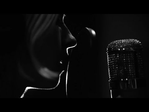 Mlhou - Mlhou - Jalousie (live@studio)