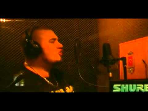 Momo - STUDIO SESSION 3 ( Usta Records X ) 2010