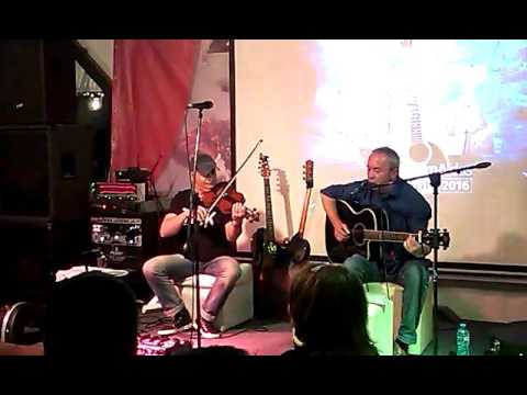 Targa - Dinu Olarasu si Jimi El Laco la Tabara de Folk