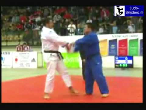 Judo 2009 Budapest: Kamikawa (JPN) - Khanjaliasvili (GEO) [+100kg].